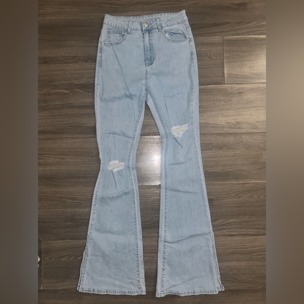 SHEIN Flared Leg (Light Wash) Women’s Jeans